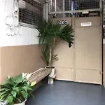 Budget Transient Capsule Room Makati Near Ayala And Buendia Lower Deck